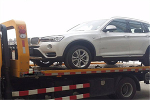 和龙拖车24小时服务电话